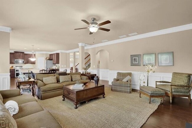 Building Photo - 4960 Wilshire Crossing