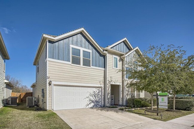 Primary Photo - 11804 Saddle Rock Dr