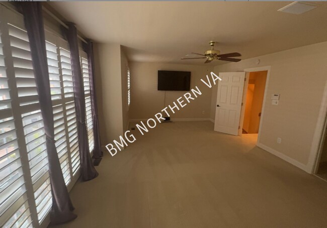 Building Photo - 12198 Chancery Station Cir