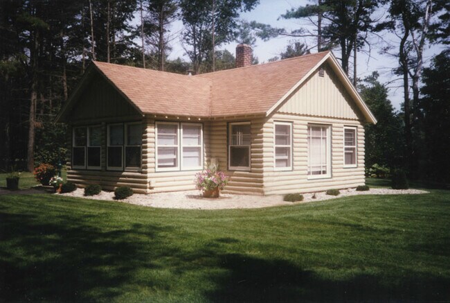 Building Photo - N3032 Woodland Rd