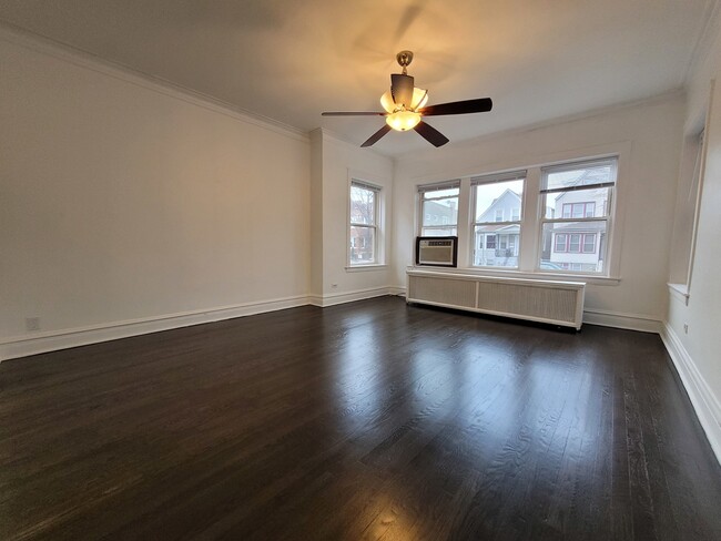 Building Photo - 2441 N Tripp Ave