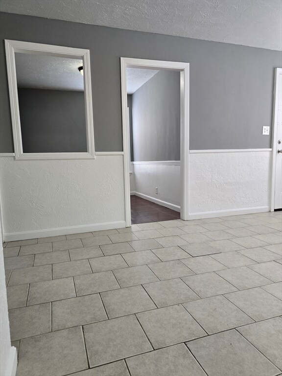 Building Photo - 40 Aetna St