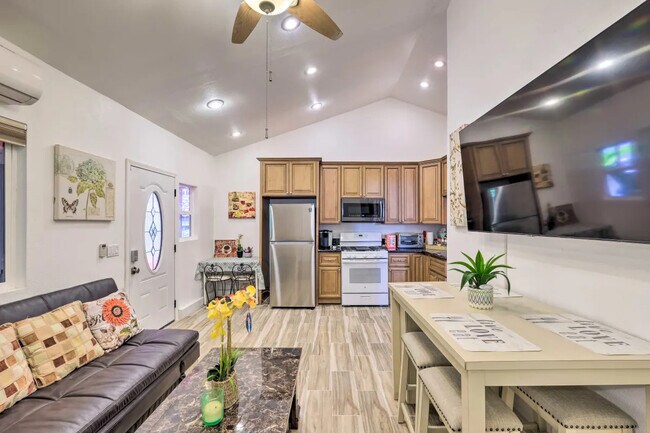 Building Photo - 276 Via del Cerrito