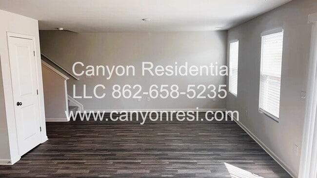 Building Photo - 740 Wayfinder Run