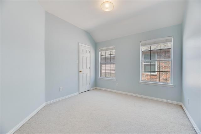 Building Photo - 9013 Crown Point Cir