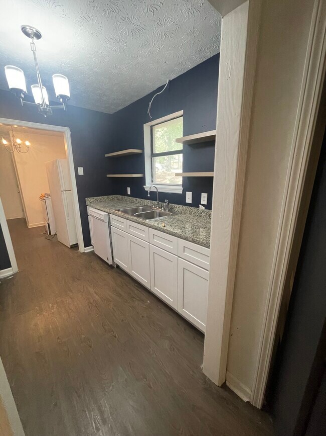 Building Photo - 124 Oak Park Ct