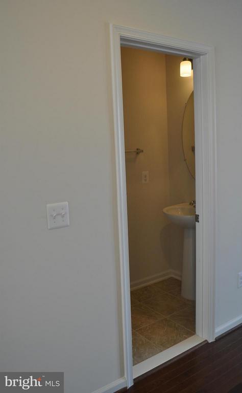 Building Photo - 43311 Novi Terrace