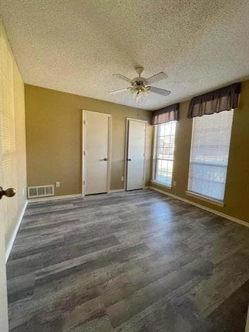 Building Photo - 1609 Kennedy Dr