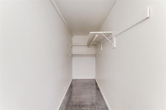 Building Photo - 1813 Clarence St