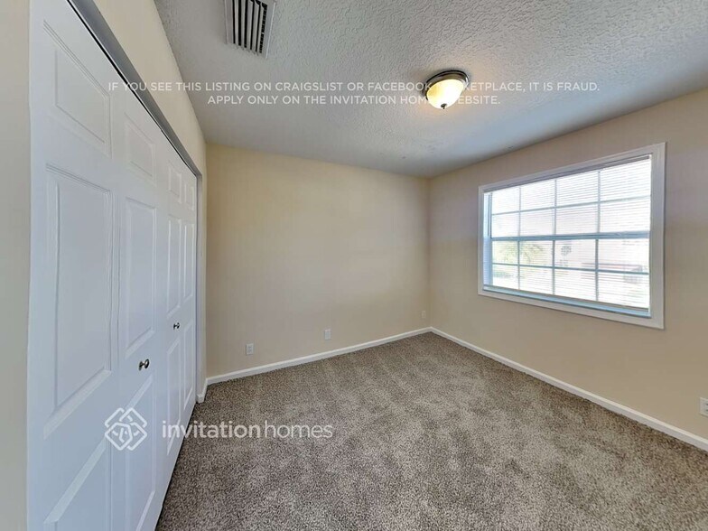 Building Photo - 6236 Lansdowne Cir