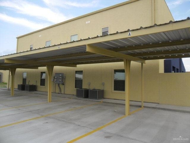 Building Photo - 1316 E Daffodil Ave