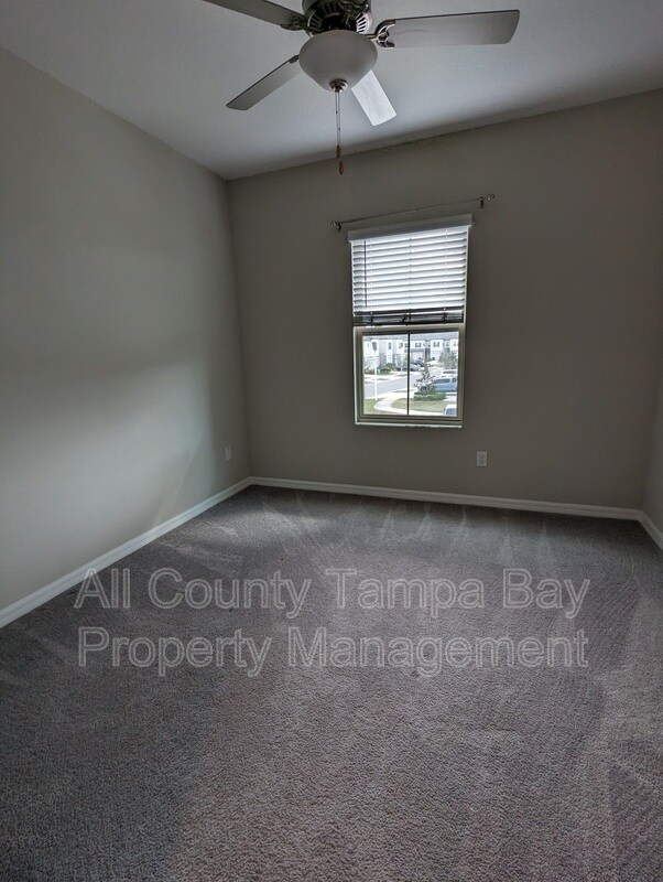 Building Photo - 32047 Blue Passing Loop