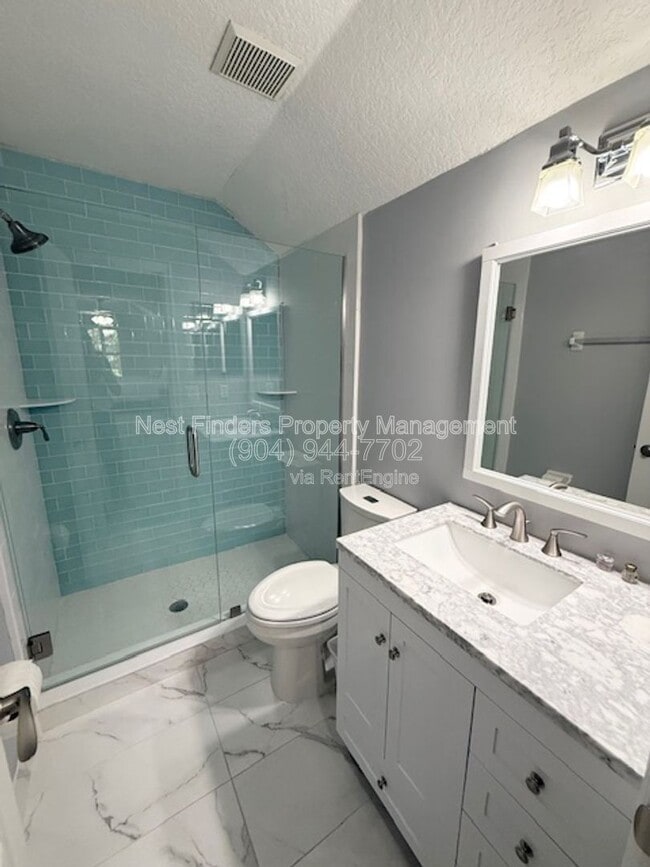 Building Photo - 12784 Cattail Pond Cir S