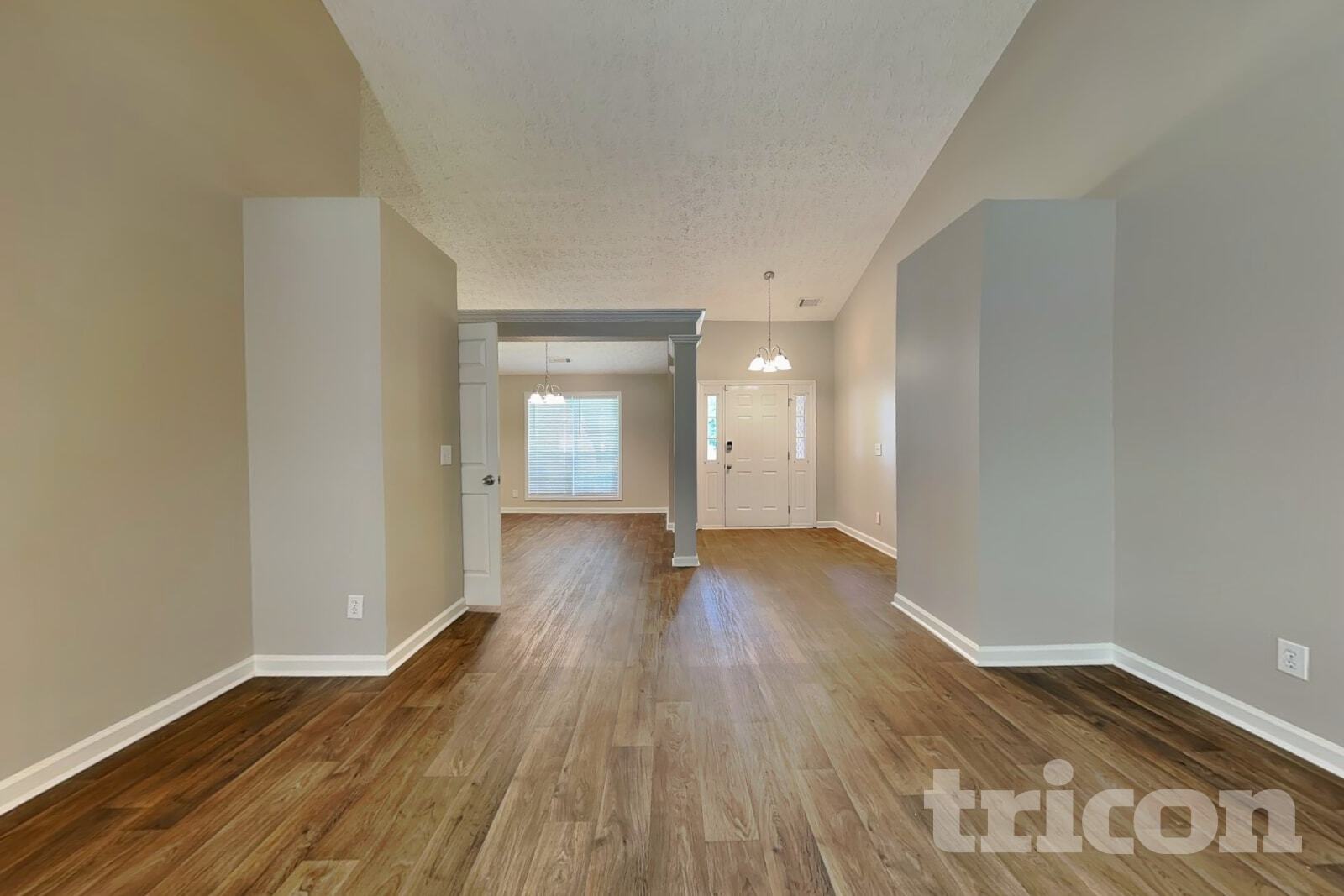 Building Photo - 2473 Insdale Trce NW