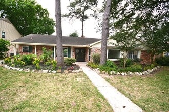 Building Photo - 11211 Ash Creek Dr