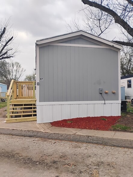 Building Photo - 110 N Michigan St