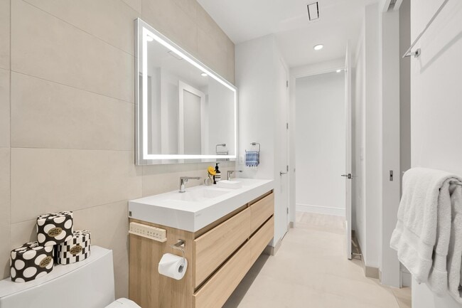 Building Photo - 1515 14th St NW