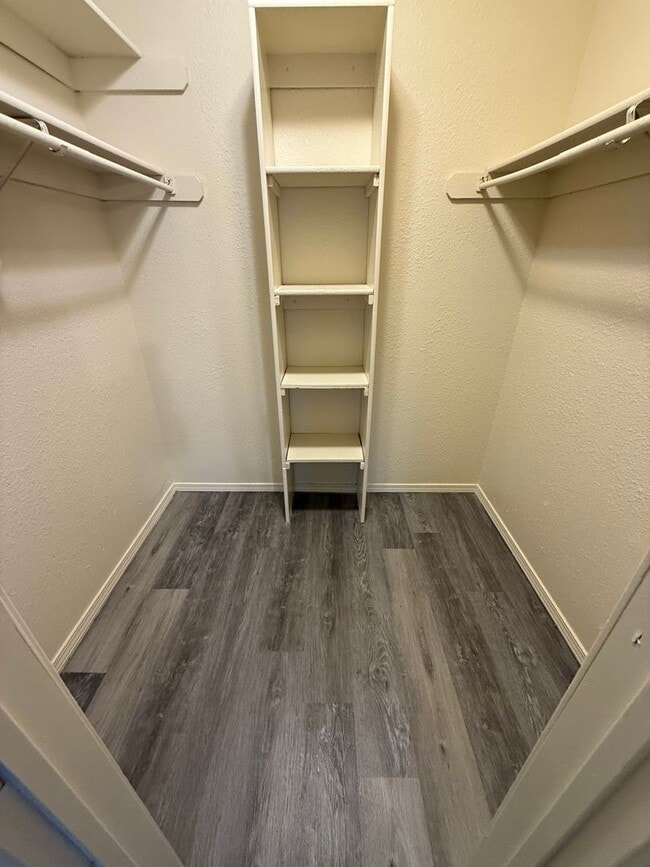 Building Photo - 3 Bed 2 Bath With His & Her Closets upstairs.  Yard Care Included.