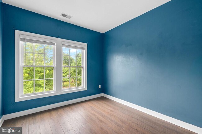 Building Photo - 3846 Sugarloaf Pkwy