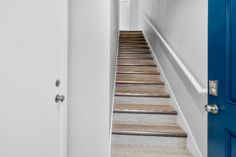 Building Photo - 5724 Sterling Ave