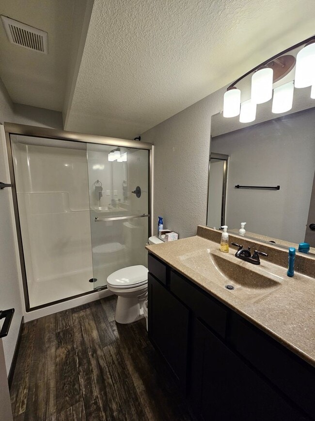 Building Photo - 4 BED | 2 BATH | DOUBLE GARAGE | RAPID VALLEY