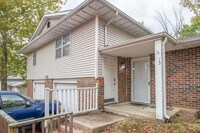 Building Photo - 613-615 Pear Tree Circle