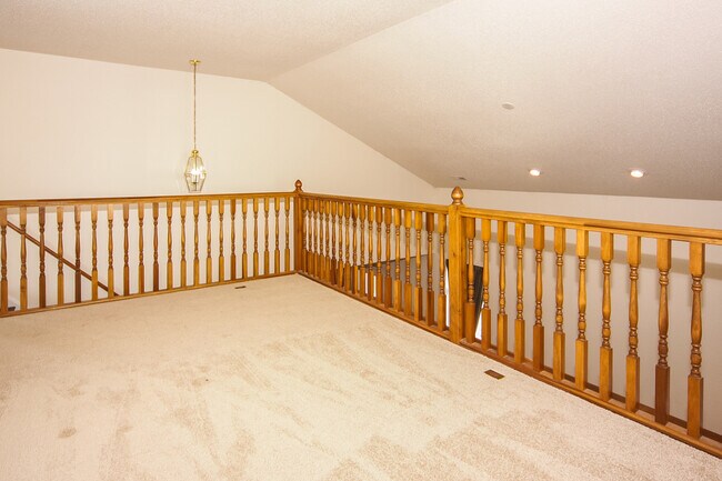 Building Photo - 12262 Running Springs Rd