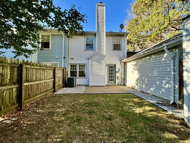 Building Photo - 3-Bedroom Townhome Ready NOW!! Completely Updated - Fenced Backyard - Exterior Storage!