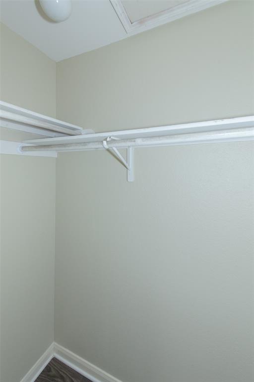 Building Photo - 9710 Sugar Hill Dr