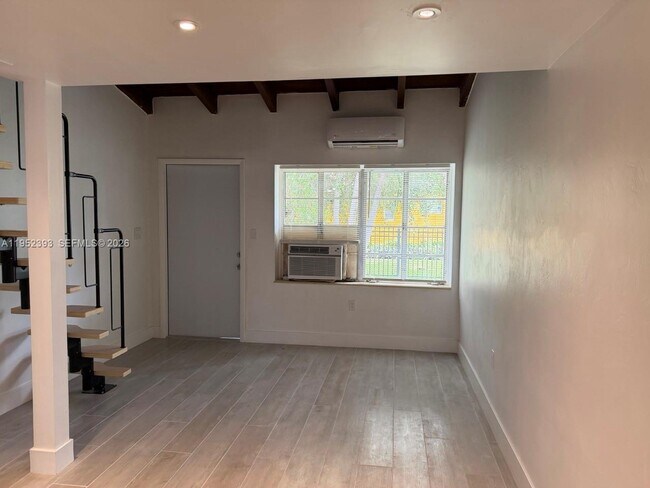 Building Photo - 35 NE 80th Terrace