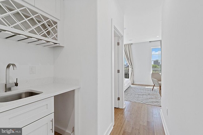 Building Photo - 1524 S 25th St