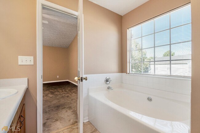 Building Photo - 4313 Catalpa Ct