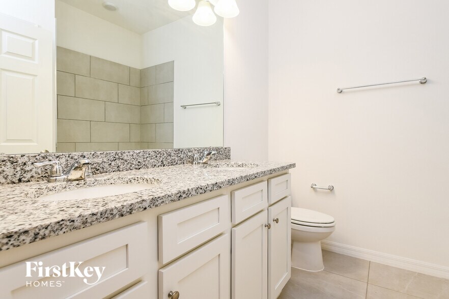 Building Photo - 1260 Spokane Pt