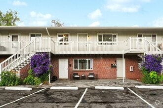 Building Photo - 3705 Quail St