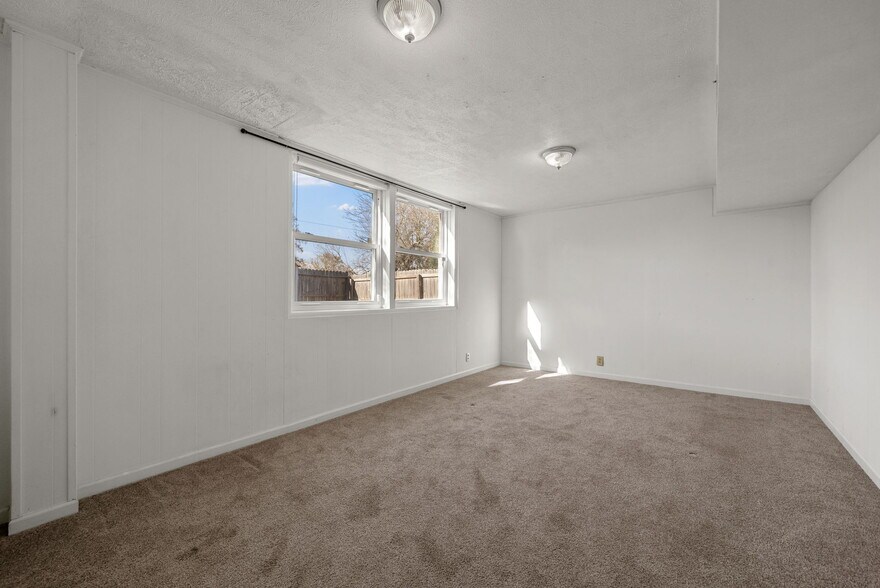 Building Photo - 4807 Jeffery Dr