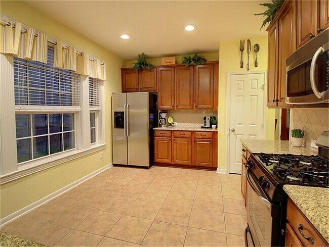 Building Photo - 1246 Glenwood Canyon Ln