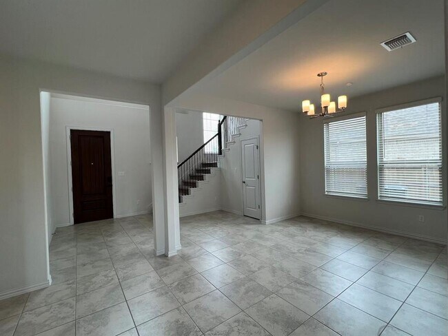 Building Photo - 2018 Matlock Cir