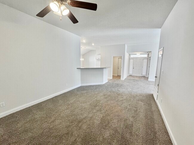 Building Photo - 8437 Grayce Dr