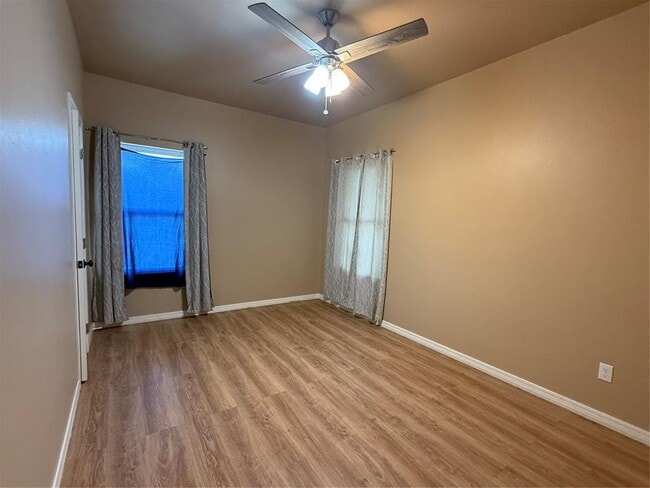Building Photo - 4545 Antelope Vly