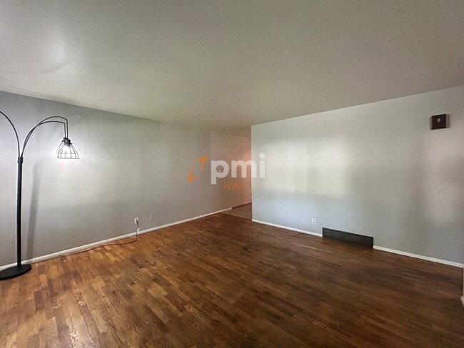 Building Photo - 601 S 20th St