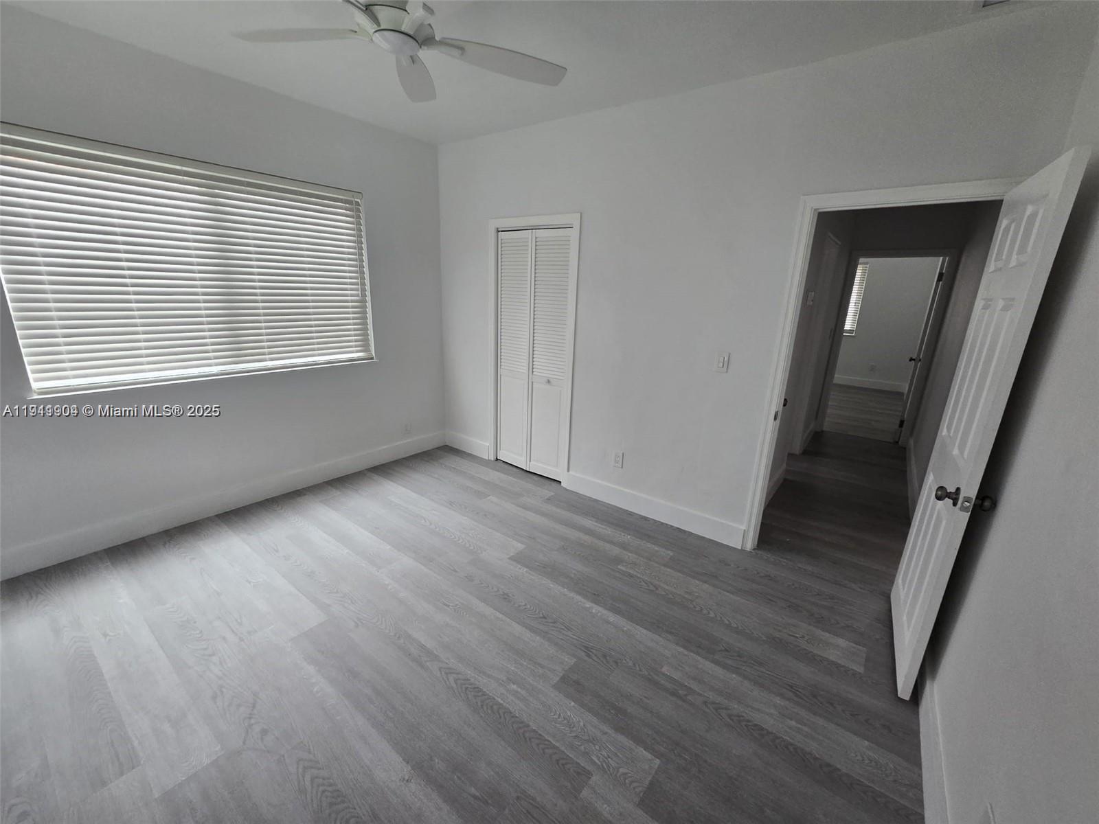 Building Photo - 1637 SW 17th St