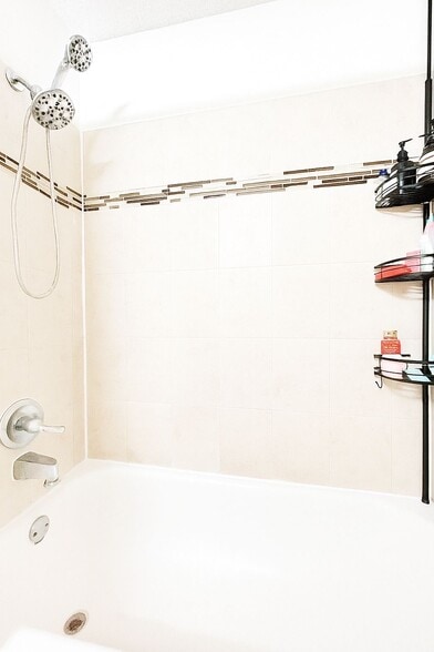 Building Photo - 2305 N Congress Ave