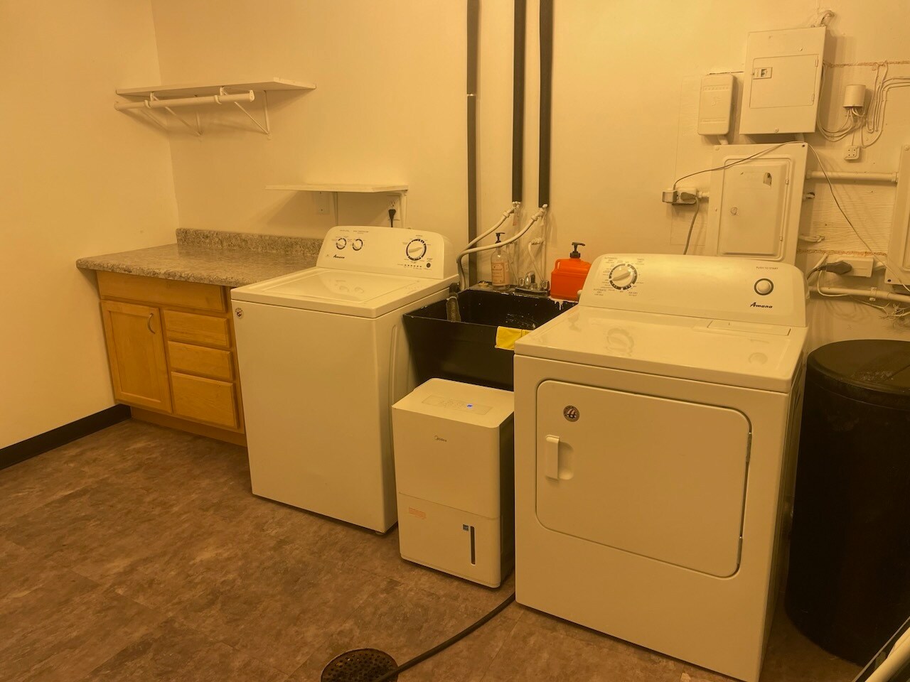 Building Photo - 6383 Everest Dr