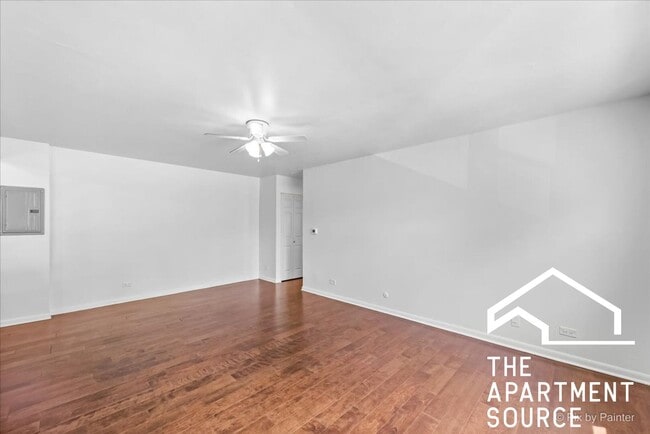 Building Photo - 7319 N Rogers Ave