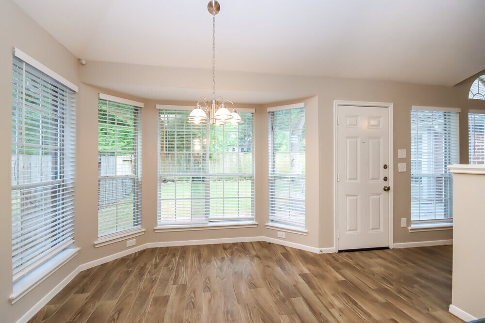 Building Photo - 1414 Summer Rain Dr