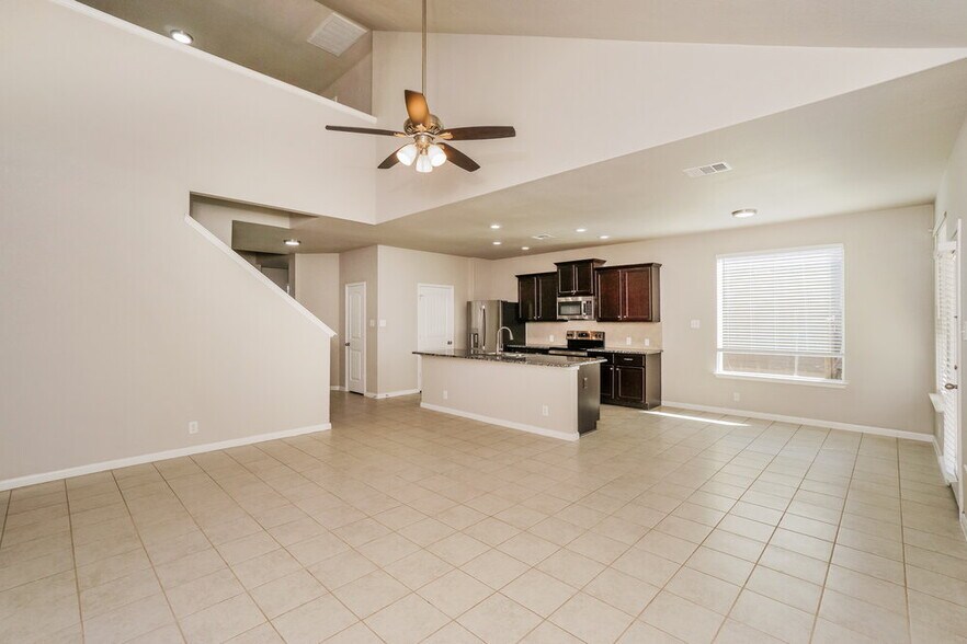 Building Photo - 1338 Ace Ranch St