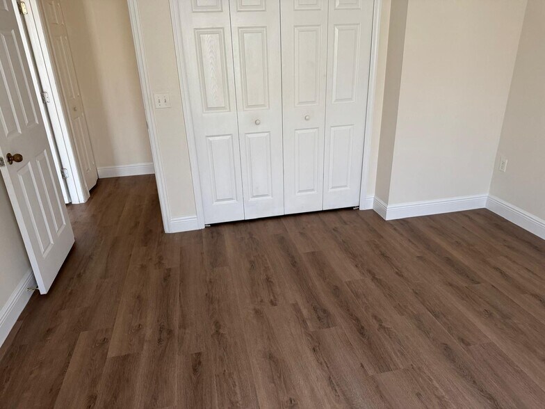 Building Photo - 11718 Pethrick Dr