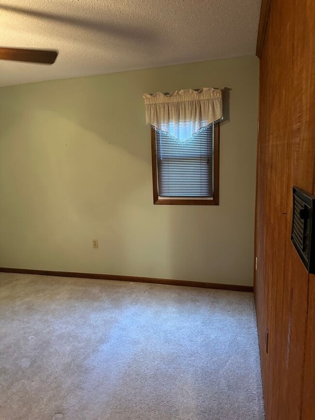 Building Photo - Home in Easley close proximity to schools!!
