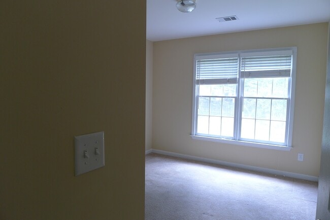 Building Photo - 7045 Devonhall Way