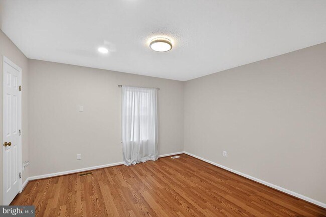 Building Photo - 7609 Croydon Pl